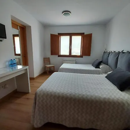 El Cuadron 3* 카망고