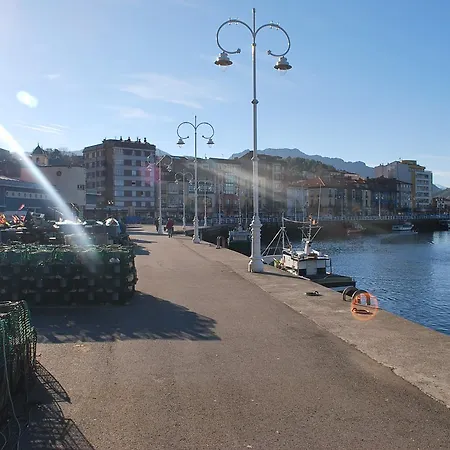 El Cuadron B&B 카망고